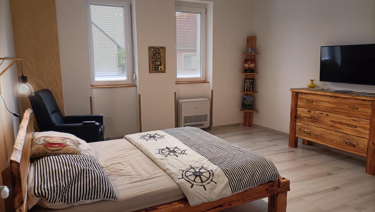 Appartamento Zimmerferi Apartman Keszthely Esterno foto