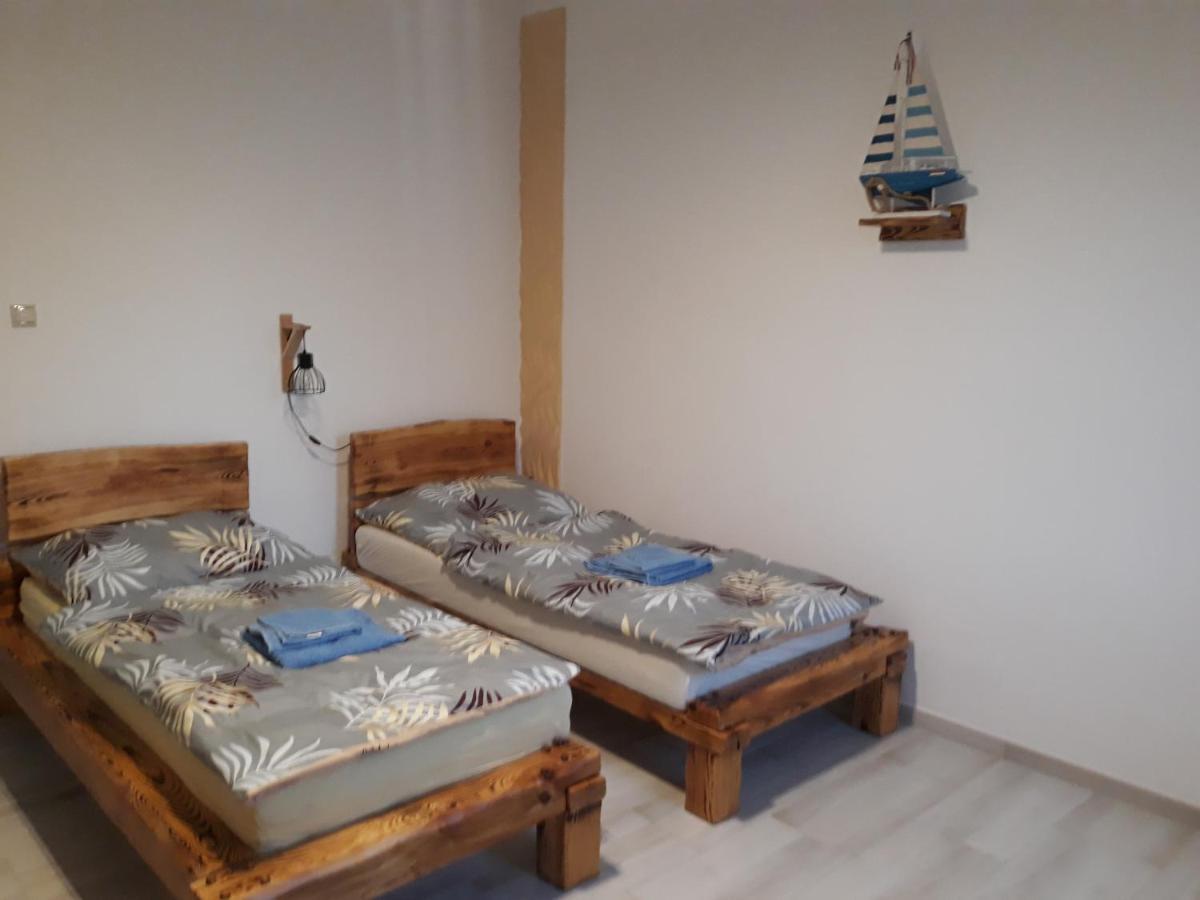 Appartamento Zimmerferi Apartman Keszthely Esterno foto